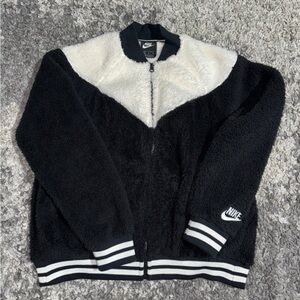 Nike Sherpa long sleeve jacket
